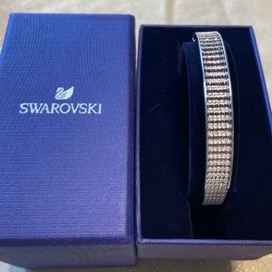 Swarovski Luxury Bangle, Black, Rhodium plating size M